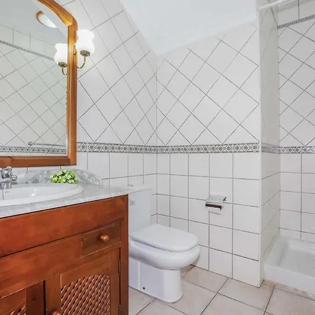 Puerto Del Carmen Sleeps 4 Air Con Wifi * Puerto del Carmen (Lanzarote)